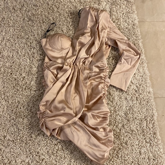 Lavish Alice draped mini dress size 4 NWT - Picture 6 of 7